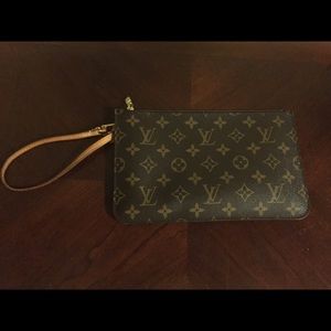 Louis Vuitton Neverfull Wristlet